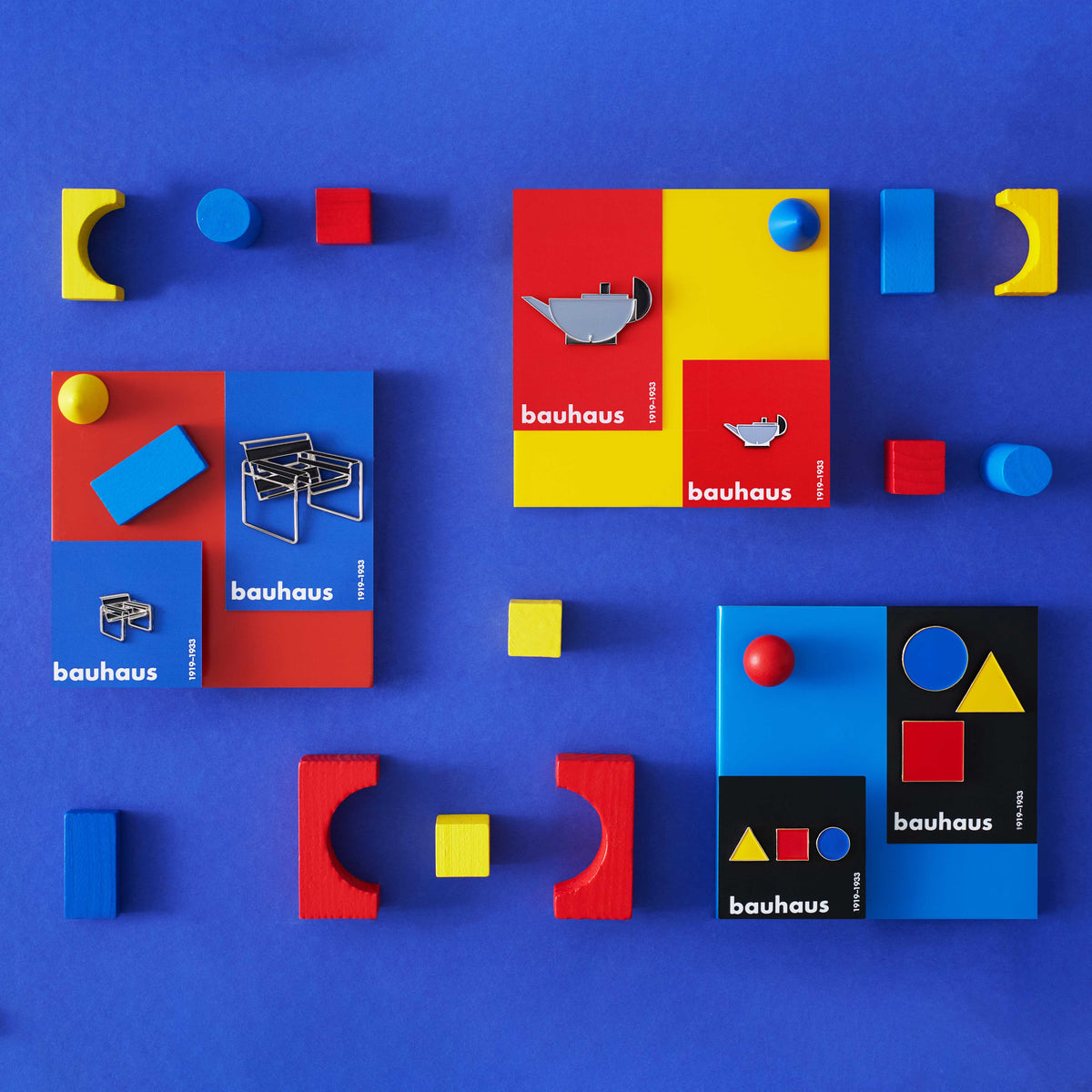 Basic Forms in the Primary Bauhaus Colours